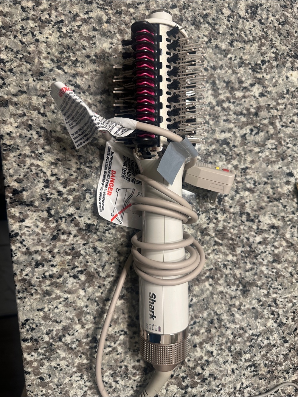 Shark Beige and Pink Hot Air Styling Brush